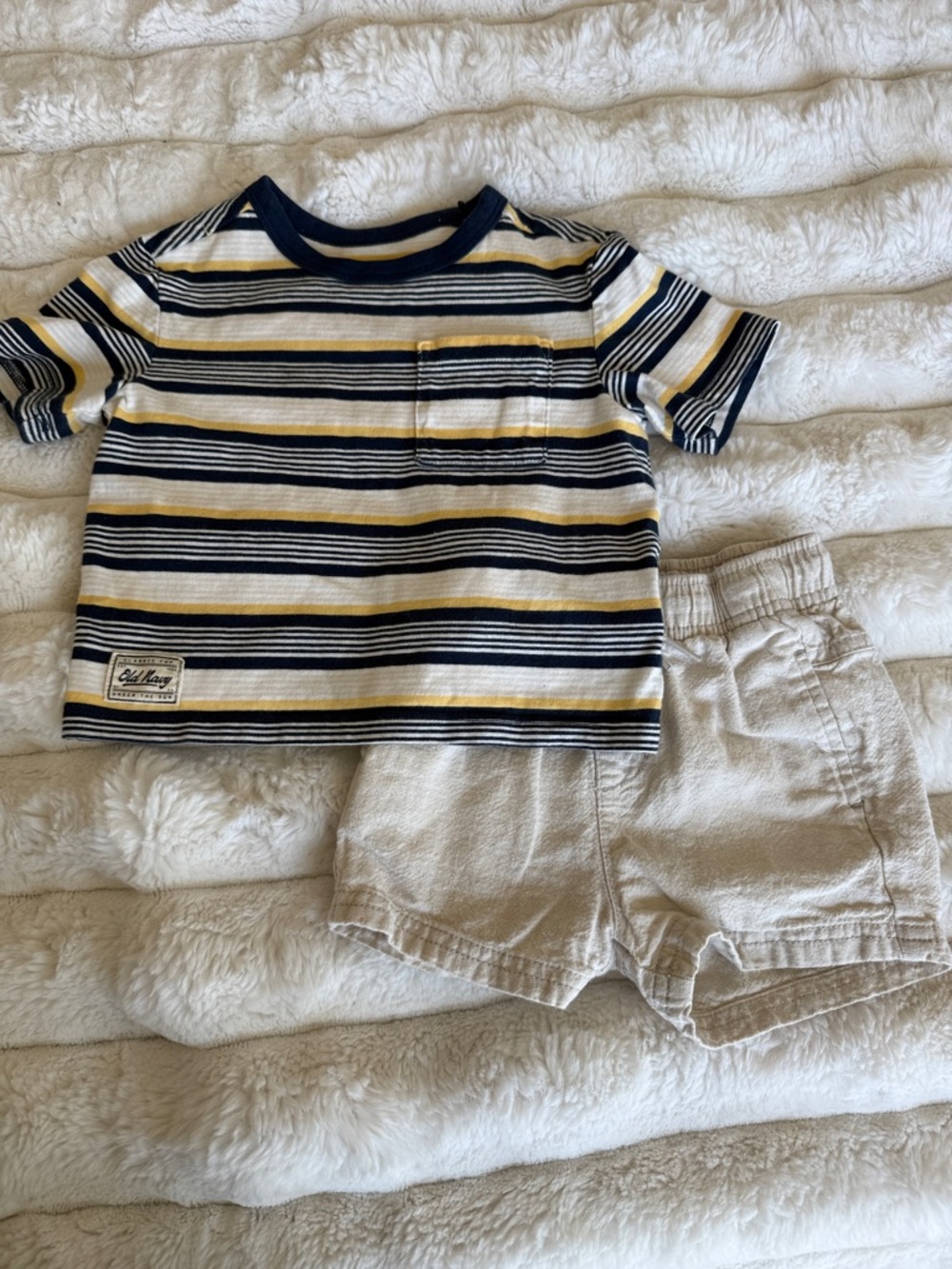 Old Navy Navy, Yellow & Cream Striped Baby set